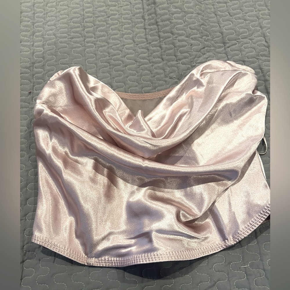 🛍️🛍️BUNDLE 3 for $20 🛍️🛍️ NWT Pink satin corset